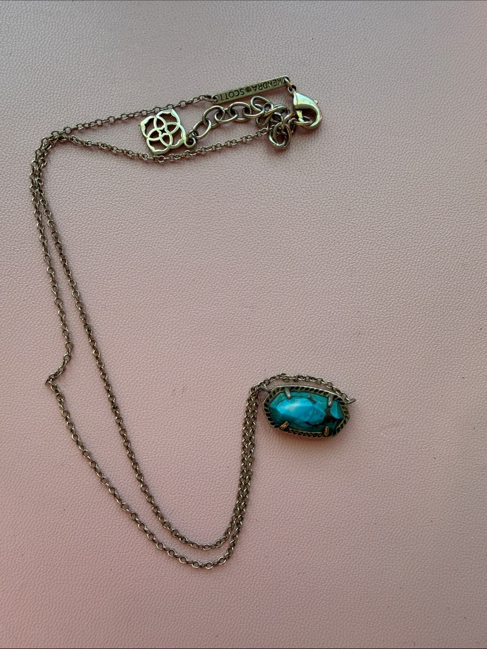 Kendra Scott Turquoise Blue Stone Pendant